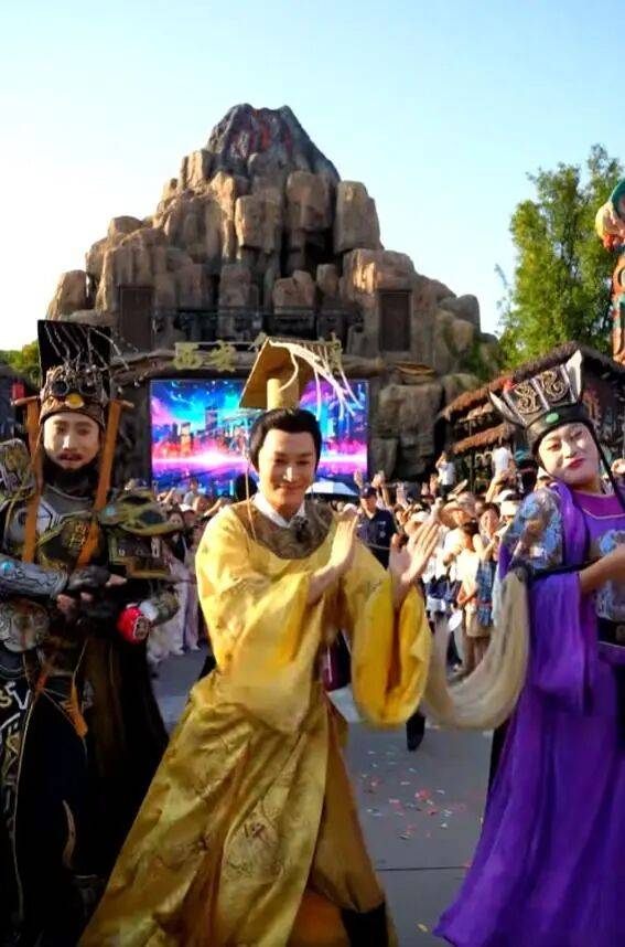 直播带货之后，景区成明星再就业方向？