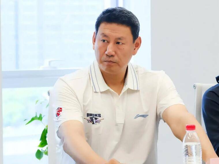 解禁！李楠三年禁赛期满 将以教练身份重回CBA赛场