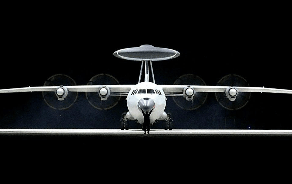 外媒称空警-500出口，美国及盟友将遭毁灭性打击，完全可以压着打