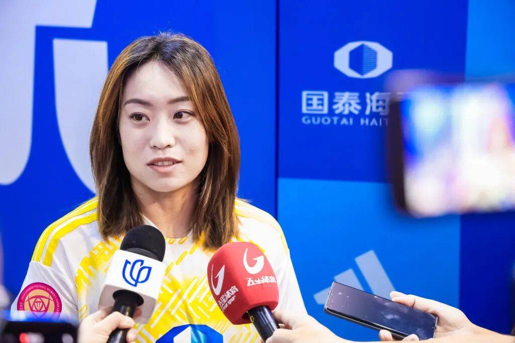 上海女足队员月薪只有5000块？主帅：讲出来蛮难为情的，现在终于解决了